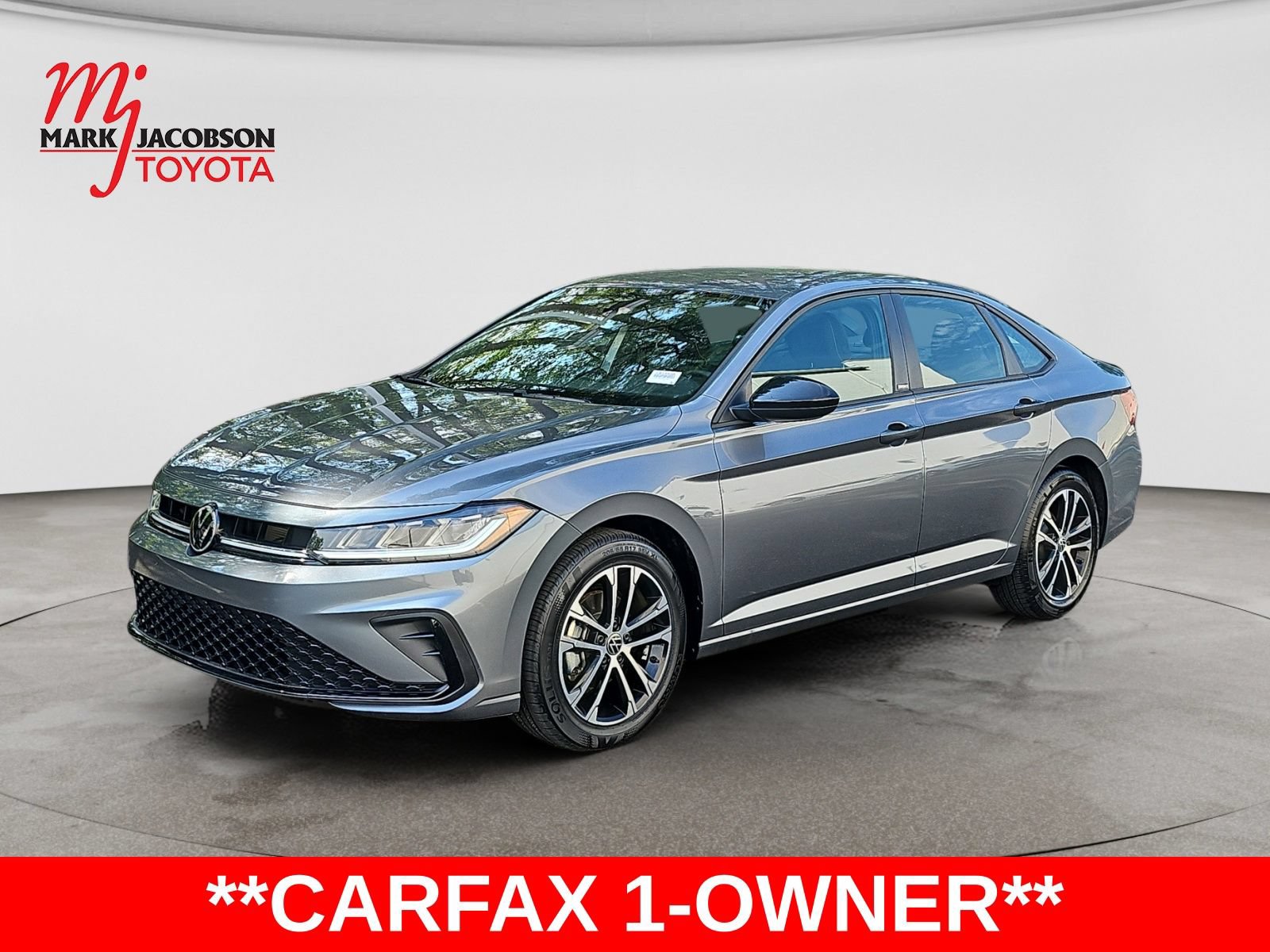 Used 2025 Volkswagen Jetta Sport FWD image 1