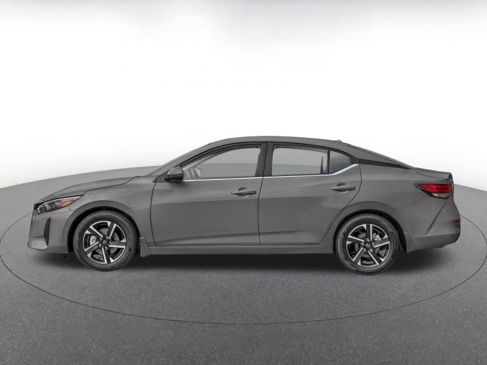 Used 2025 Nissan Sentra SV FWD image 3