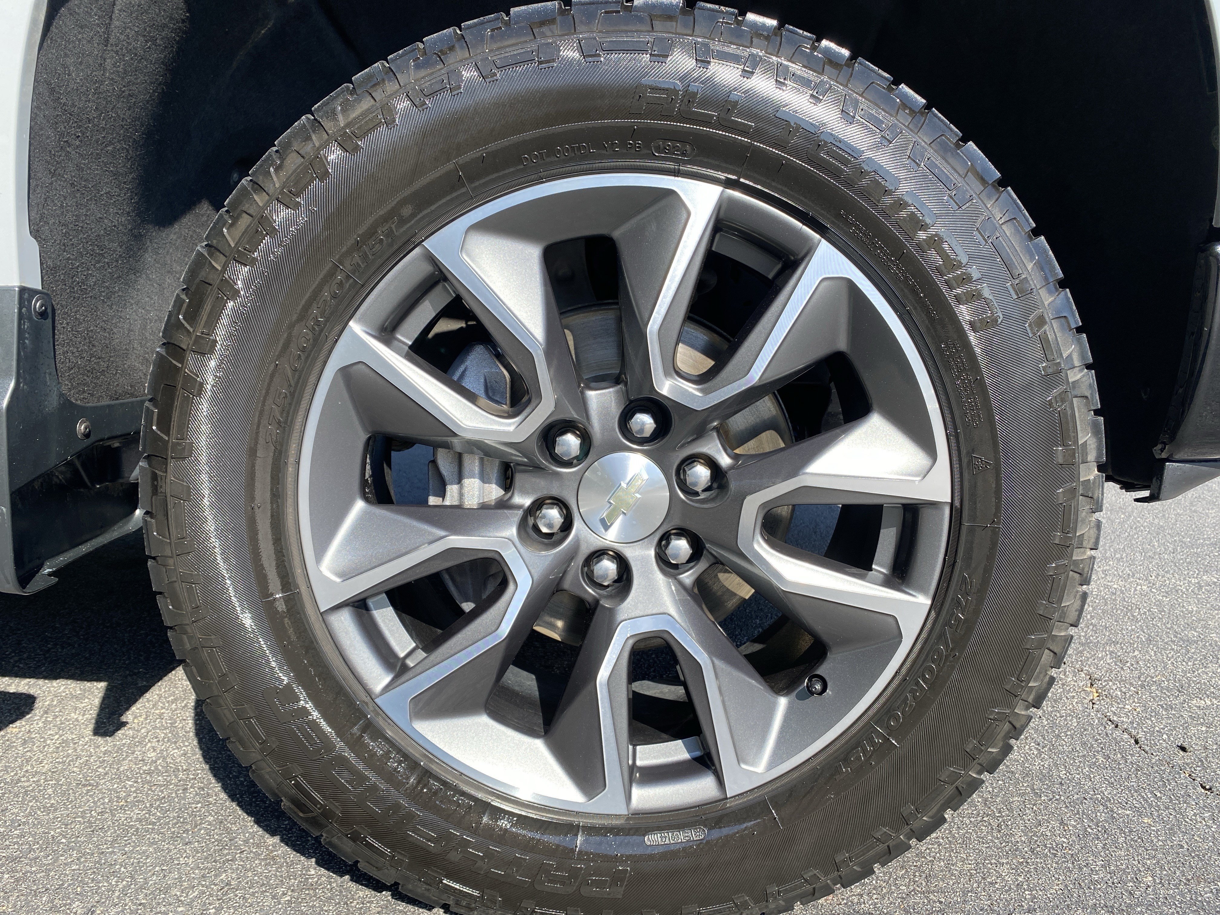 Used 2024 Chevrolet Silverado 1500 LT Trail Boss w/ Convenience Package II AWD/4WD image 15