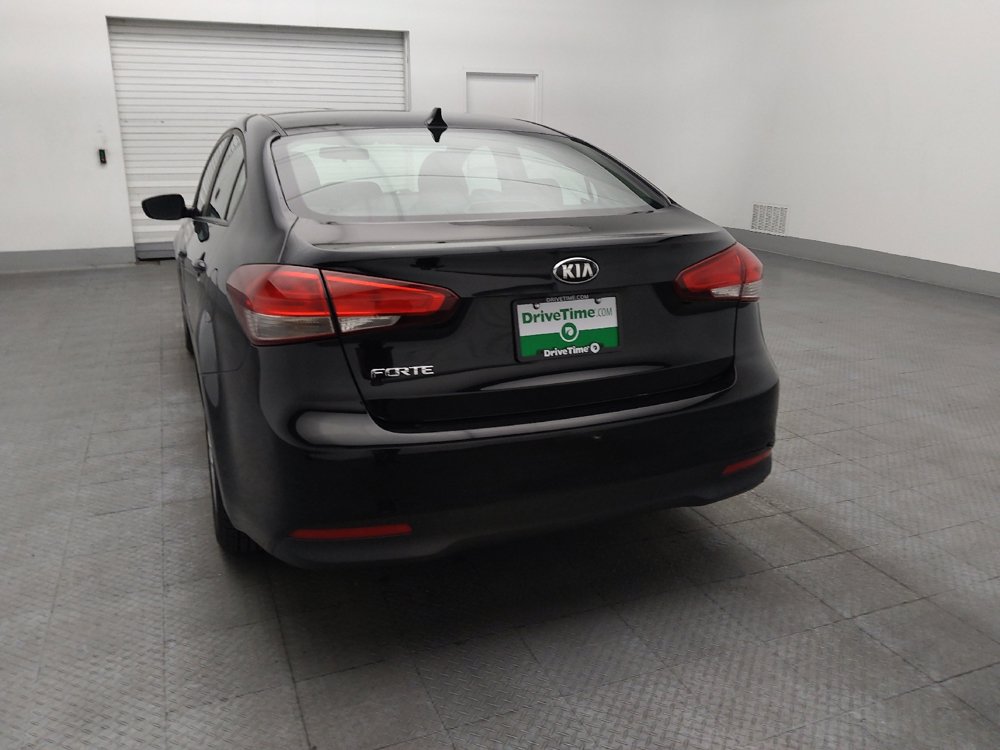 Used 2017 Kia Forte LX FWD image 6