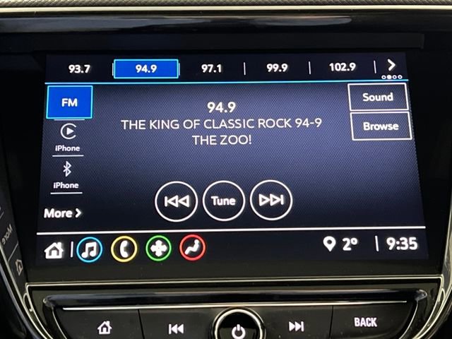 Used 2023 Chevrolet TrailBlazer RS w/ Sun and Liftgate Package image 18