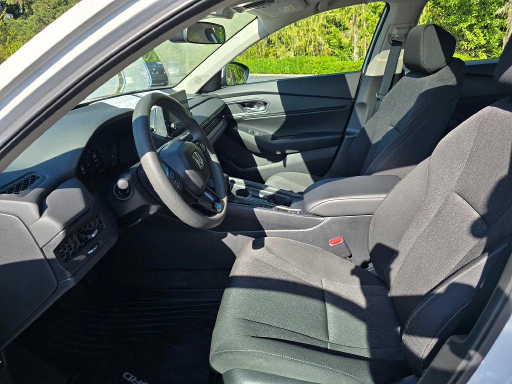 Certified 2024 Honda Accord EX image 11