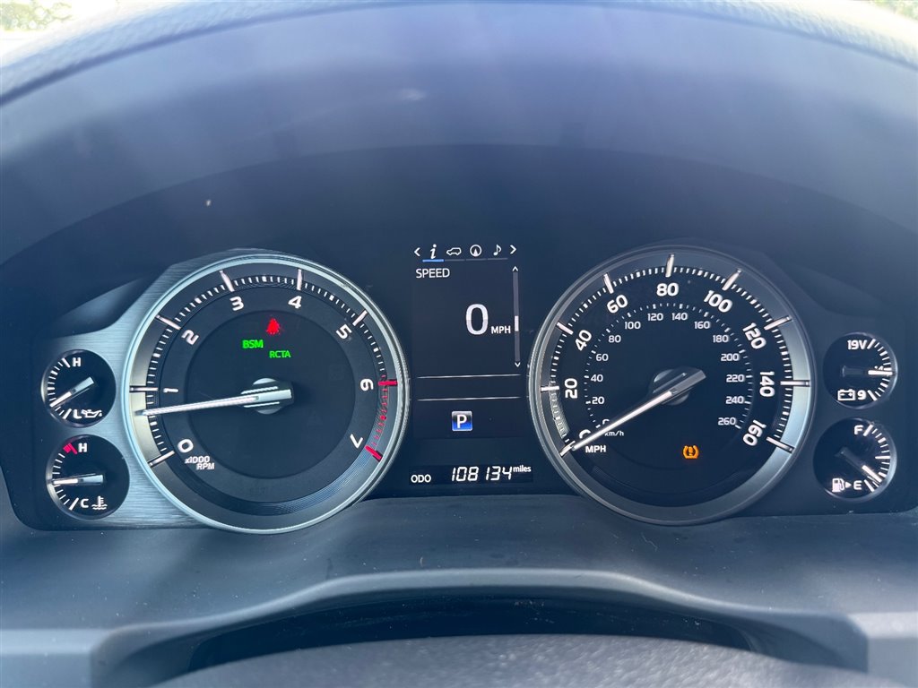 Used 2019 Toyota Land Cruiser AWD/4WD image 14