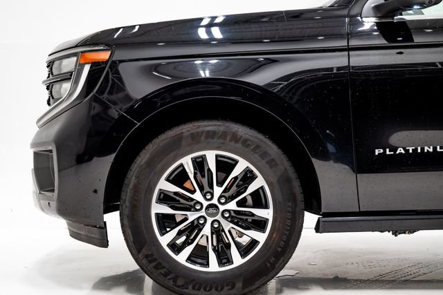 Used 2025 Ford Expedition Platinum AWD/4WD image 34