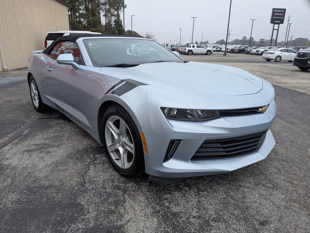 Used 2017 Chevrolet Camaro LT image 7