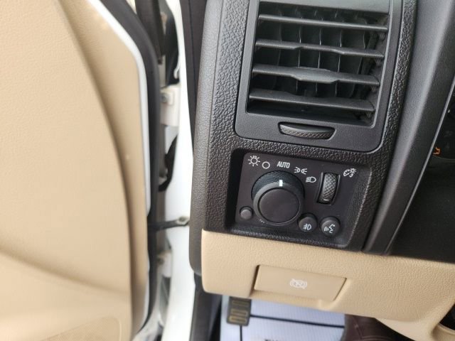 Used 2010 HUMMER H3T Luxury image 19
