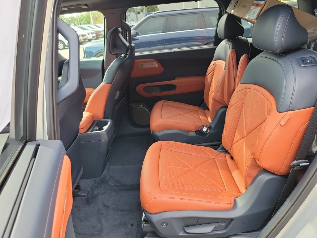 New 2027 Kia Telluride SX FWD image 14