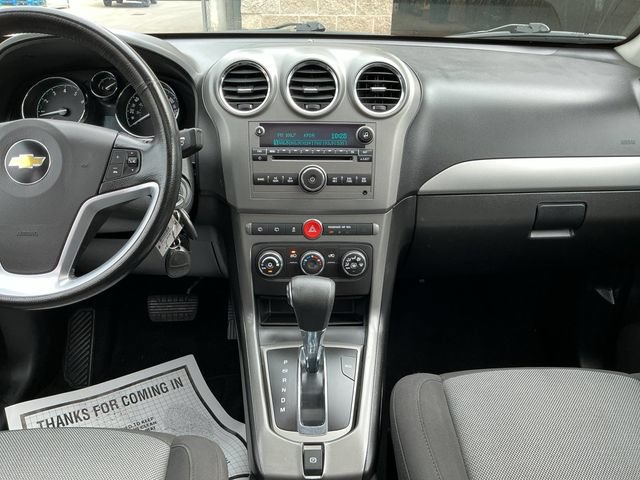 Used 2012 Chevrolet Captiva Sport LT FWD image 17