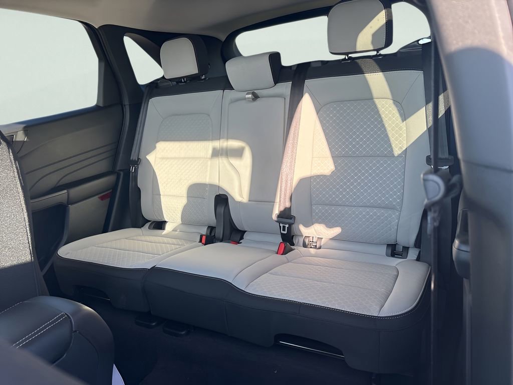 New 2026 Ford Escape Active w/ Cold Weather Package image 24