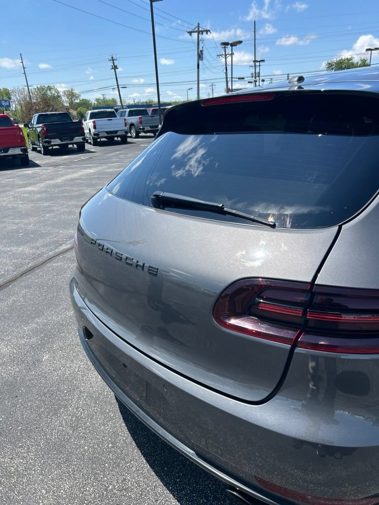 Used 2017 Porsche Macan GTS AWD/4WD image 16