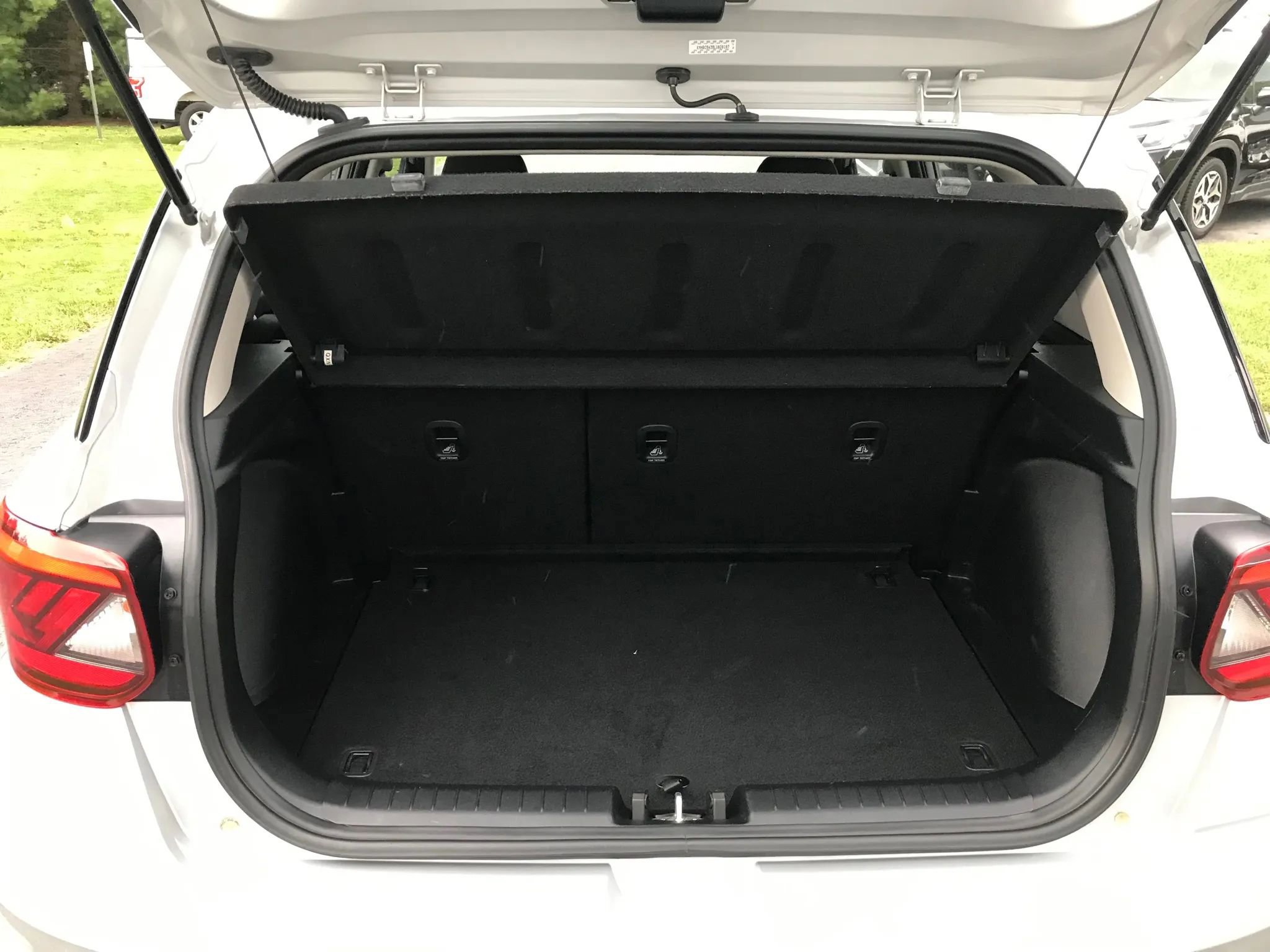 Used 2020 Hyundai Venue SEL w/ Convenience Package image 30