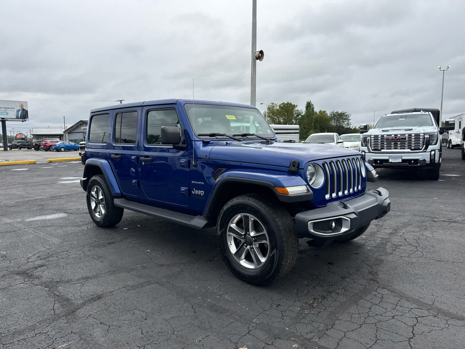 Used 2019 Jeep Wrangler Unlimited Sahara w/ Safety Group AWD/4WD image 7