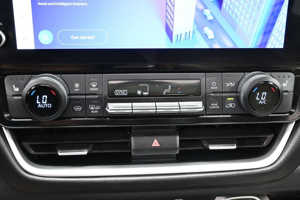 Used 2024 Toyota Grand Highlander AWD image 21