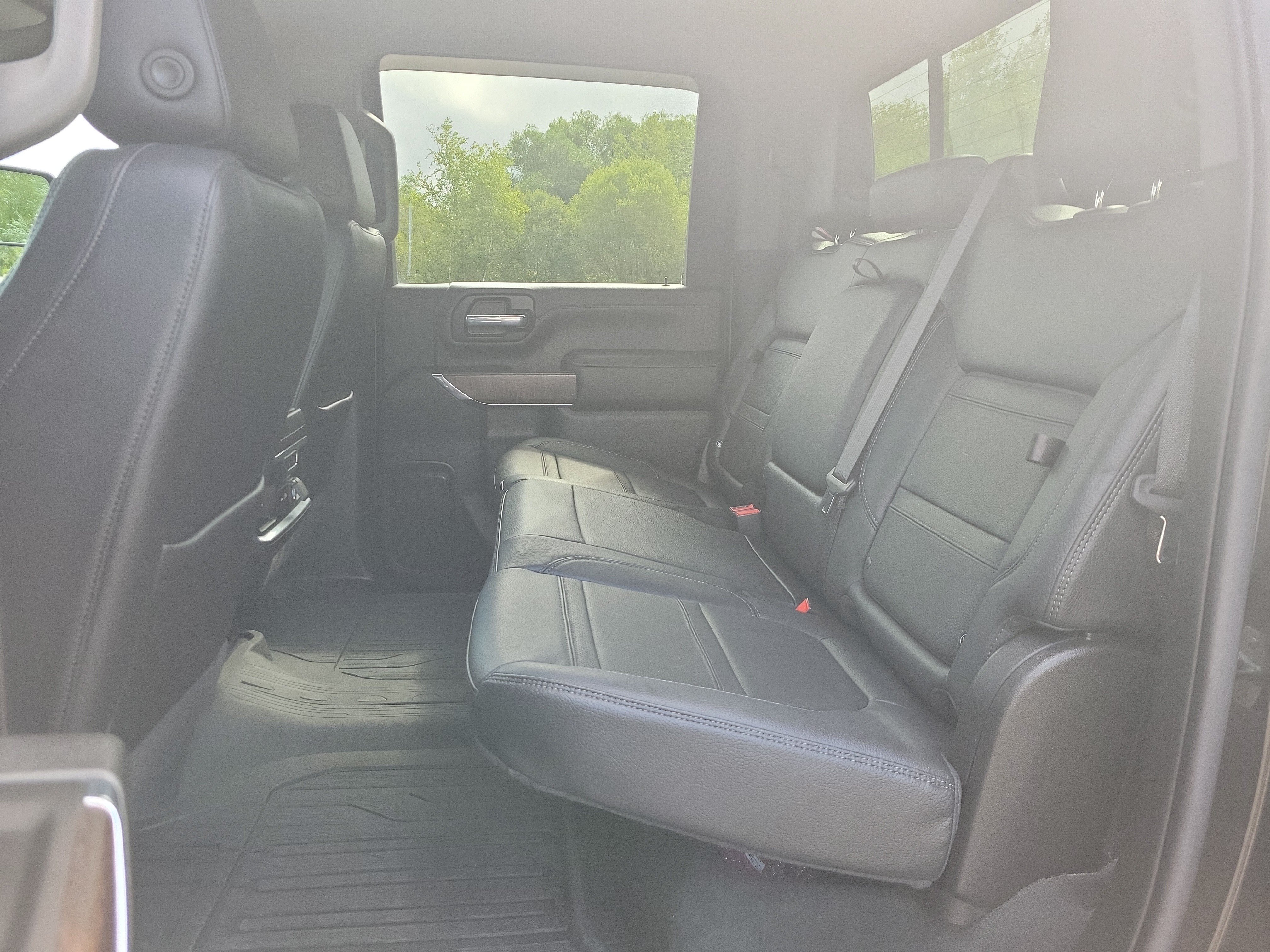 Used 2023 GMC Sierra 2500 Denali w/ Denali Ultimate Package AWD/4WD image 16