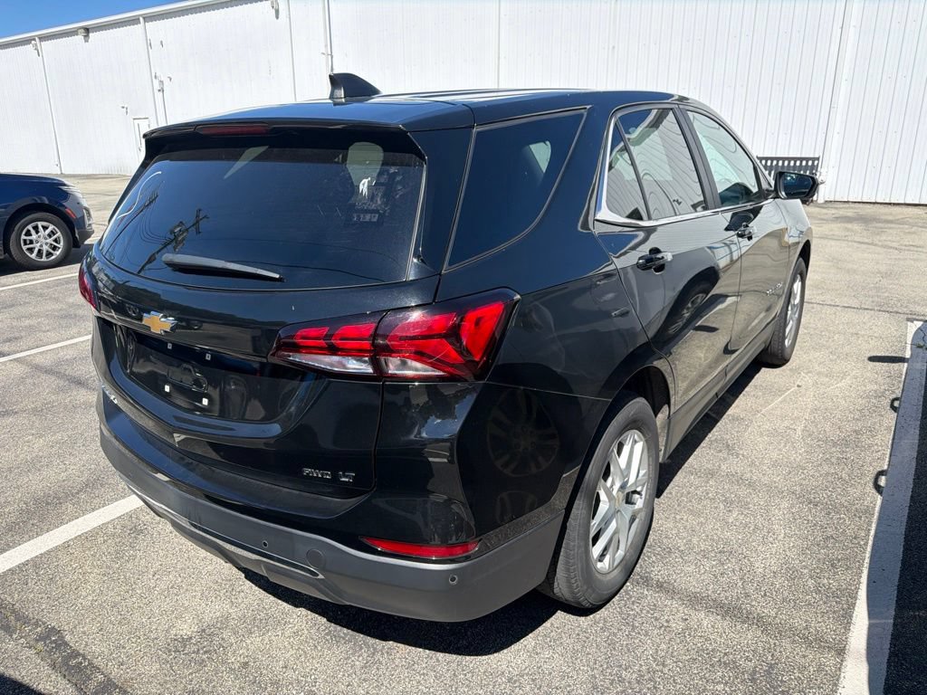 Used 2023 Chevrolet Equinox LT AWD/4WD image 8