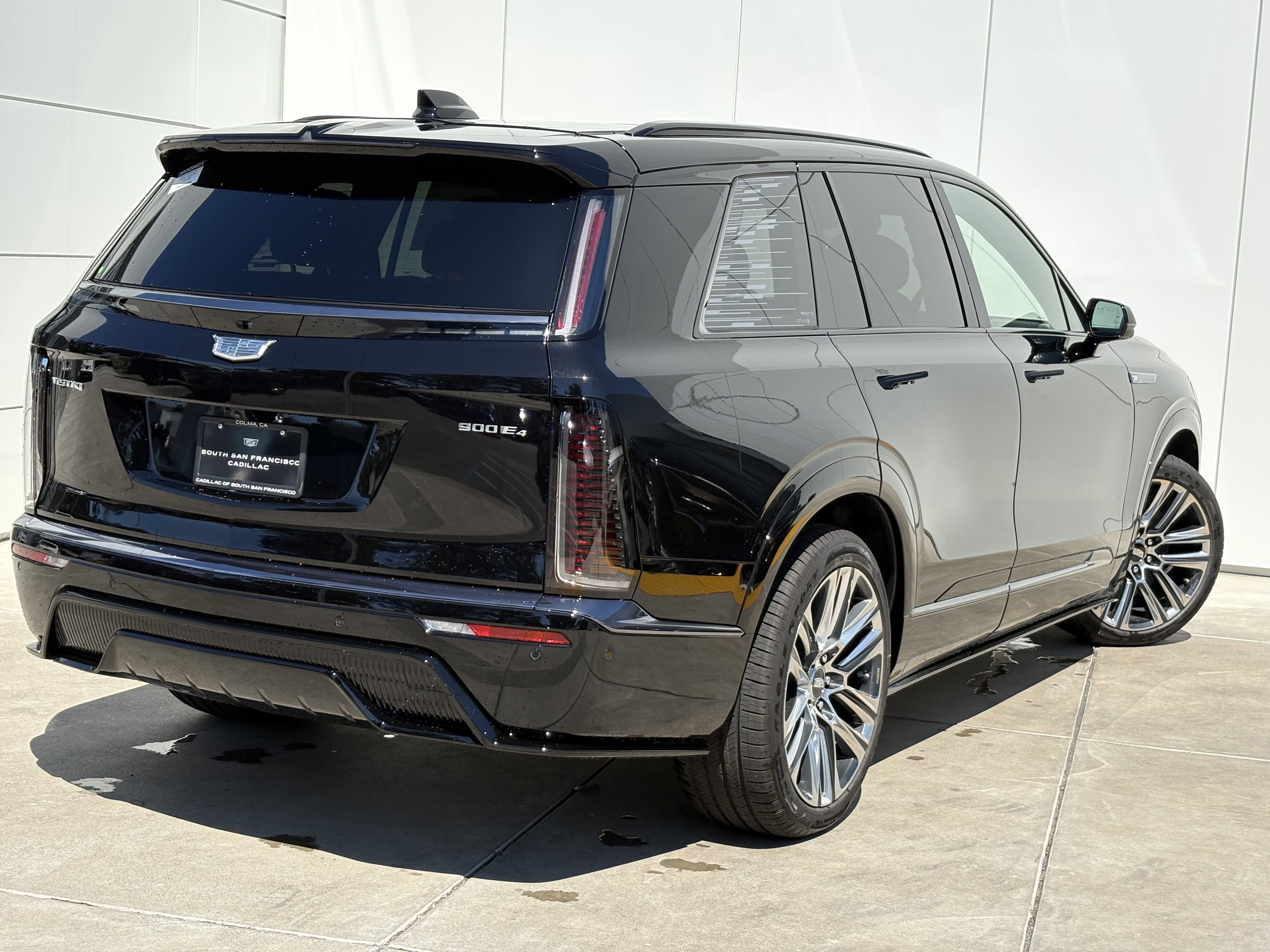 New 2026 Cadillac Vistiq Platinum image 7