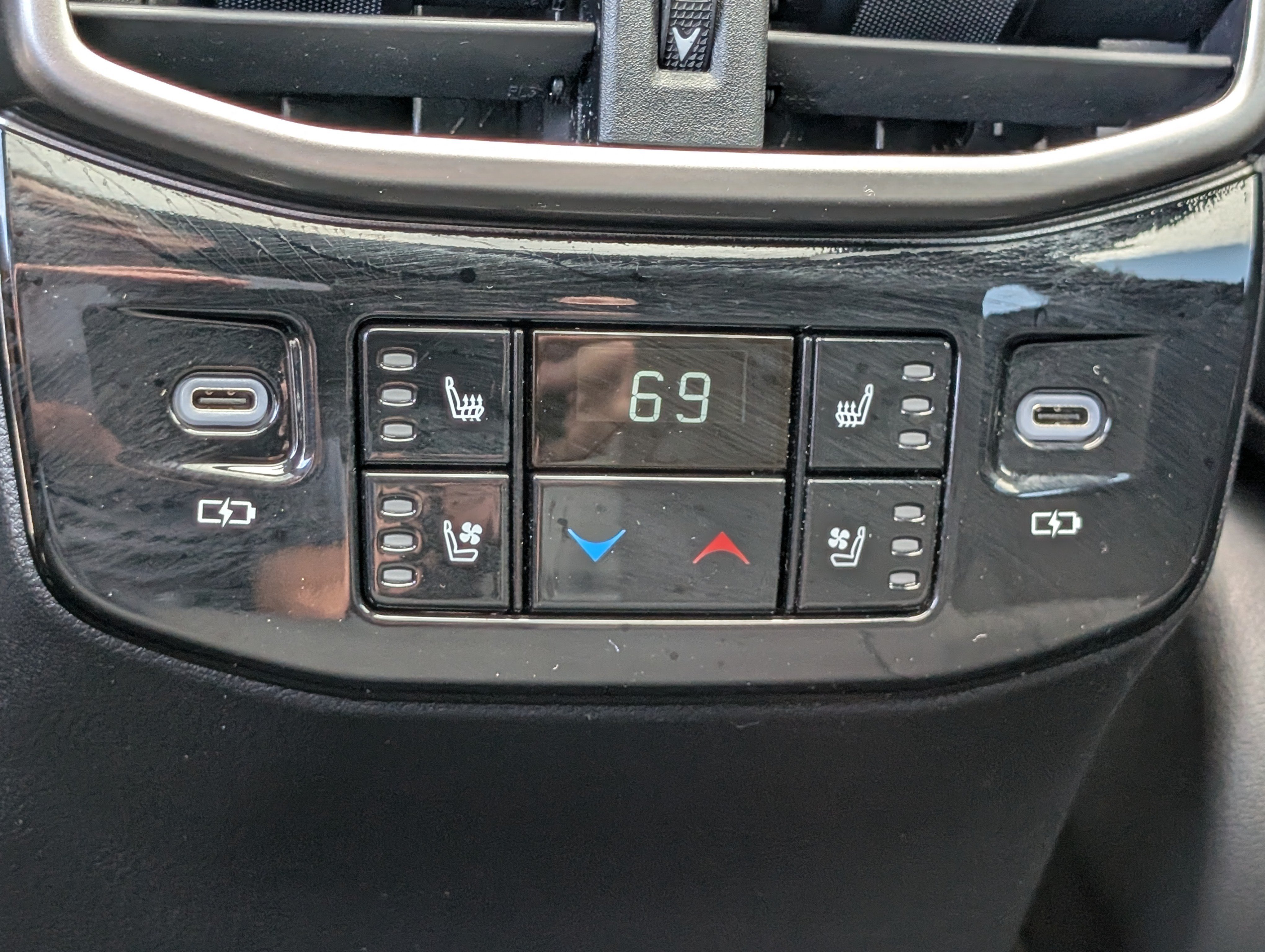 Used 2024 Lexus RX 350 AWD w/ Convenience Package image 16