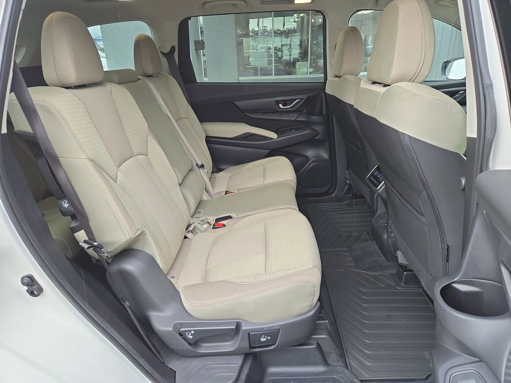Used 2025 Subaru Ascent Premium w/ Premium Package AWD/4WD image 17