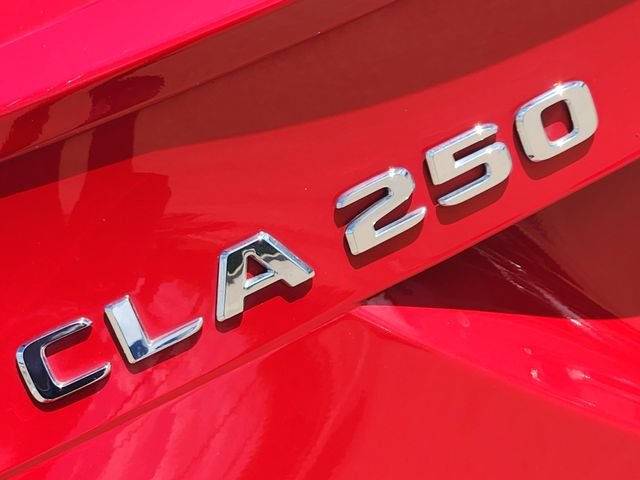 Used 2019 Mercedes-Benz CLA 250 4MATIC image 11