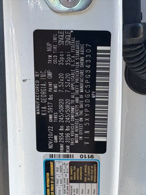 Used 2023 Kia Telluride EX w/ EX Captain's Chair Package image 17