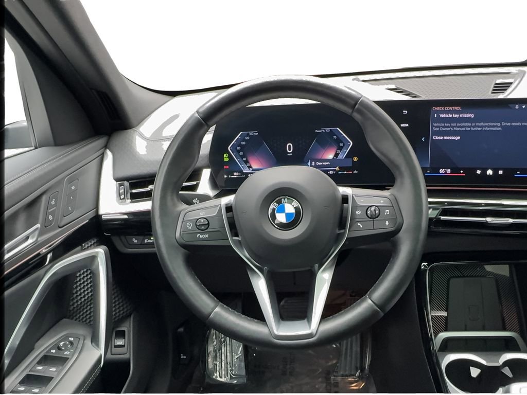 Used 2025 BMW X2 xDrive28i AWD/4WD image 35