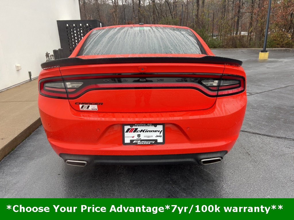 Certified 2020 Dodge Charger SXT w/ Blacktop Package image 4