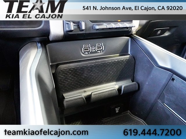 Used 2022 RAM 2500 Laramie AWD/4WD image 36