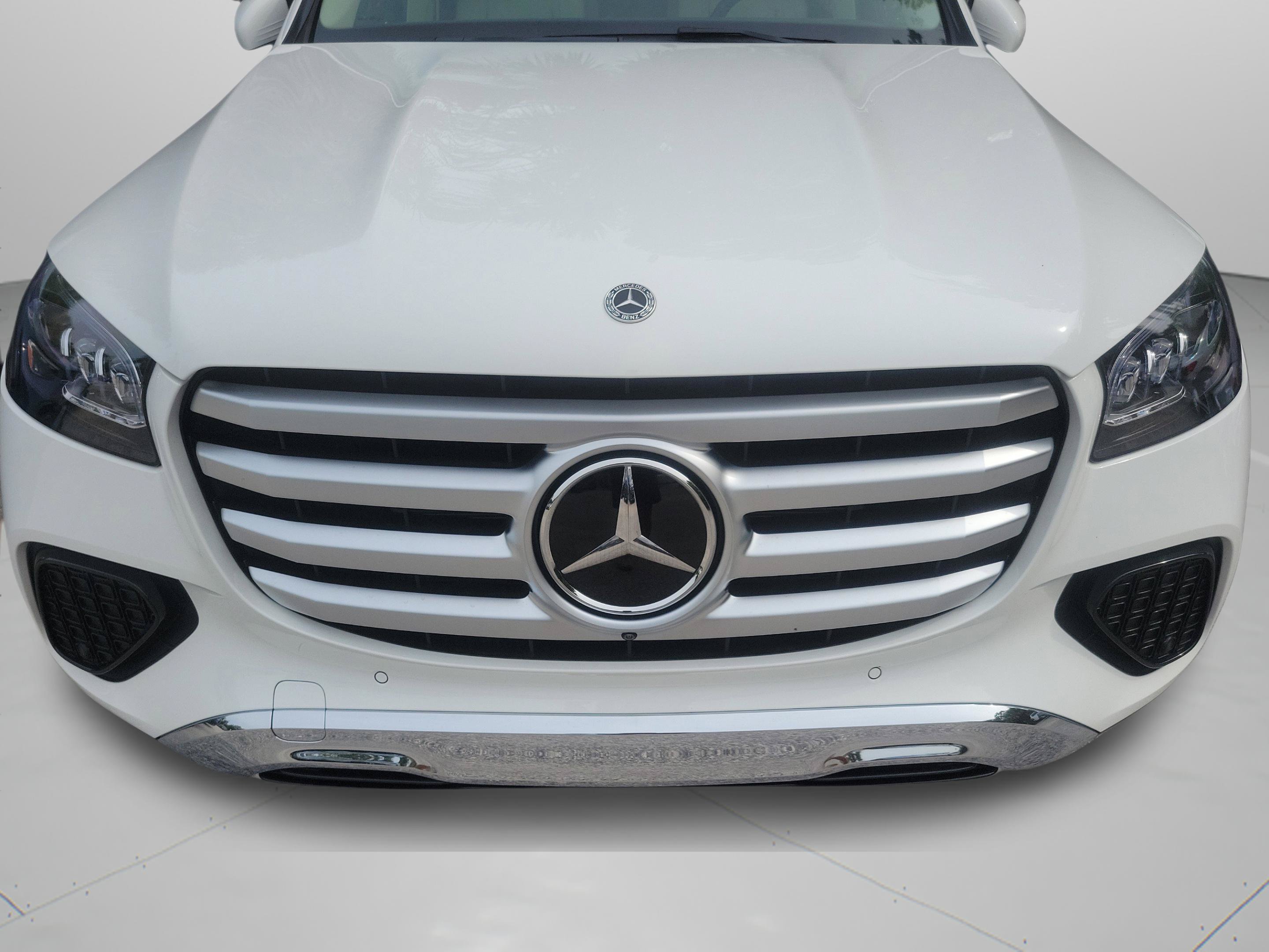 Certified 2026 Mercedes-Benz GLS 450 4MATIC image 37