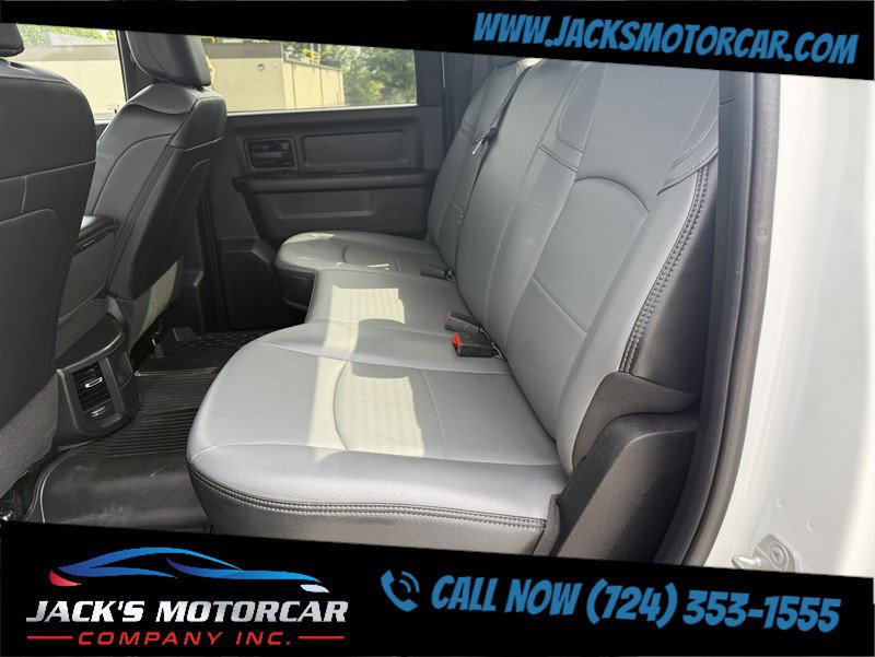 Used 2024 RAM 3500 Tradesman w/ Chrome Appearance Group AWD/4WD image 21
