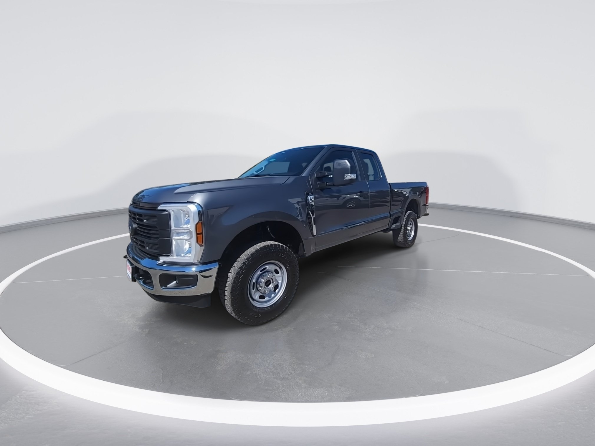 Used 2026 Ford F250 XL w/ XL Off-Road Package AWD/4WD image 4