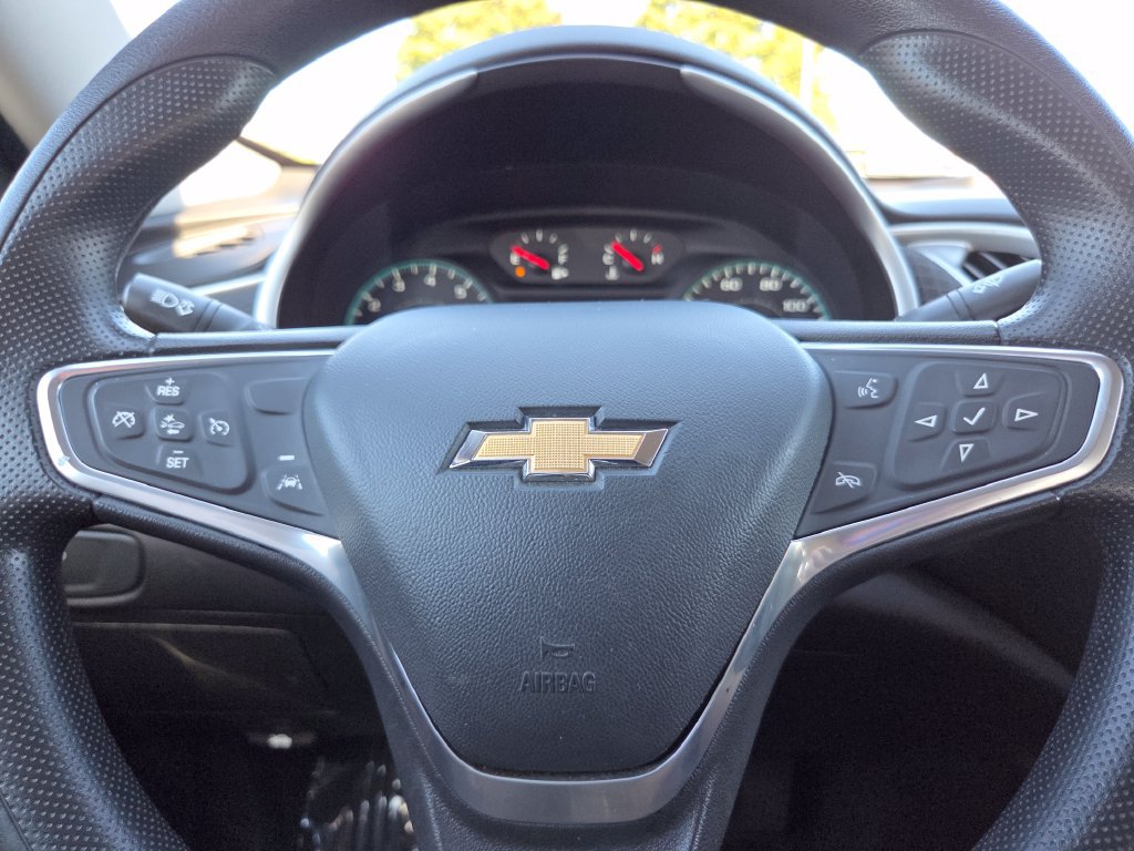 Used 2023 Chevrolet Malibu LT FWD image 29