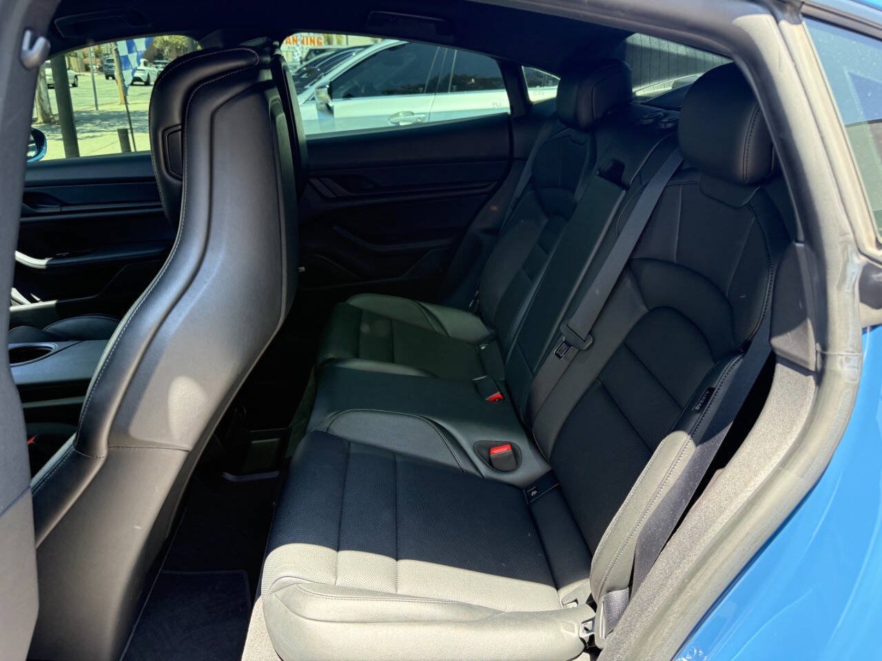 Used 2022 Porsche Taycan RWD image 37