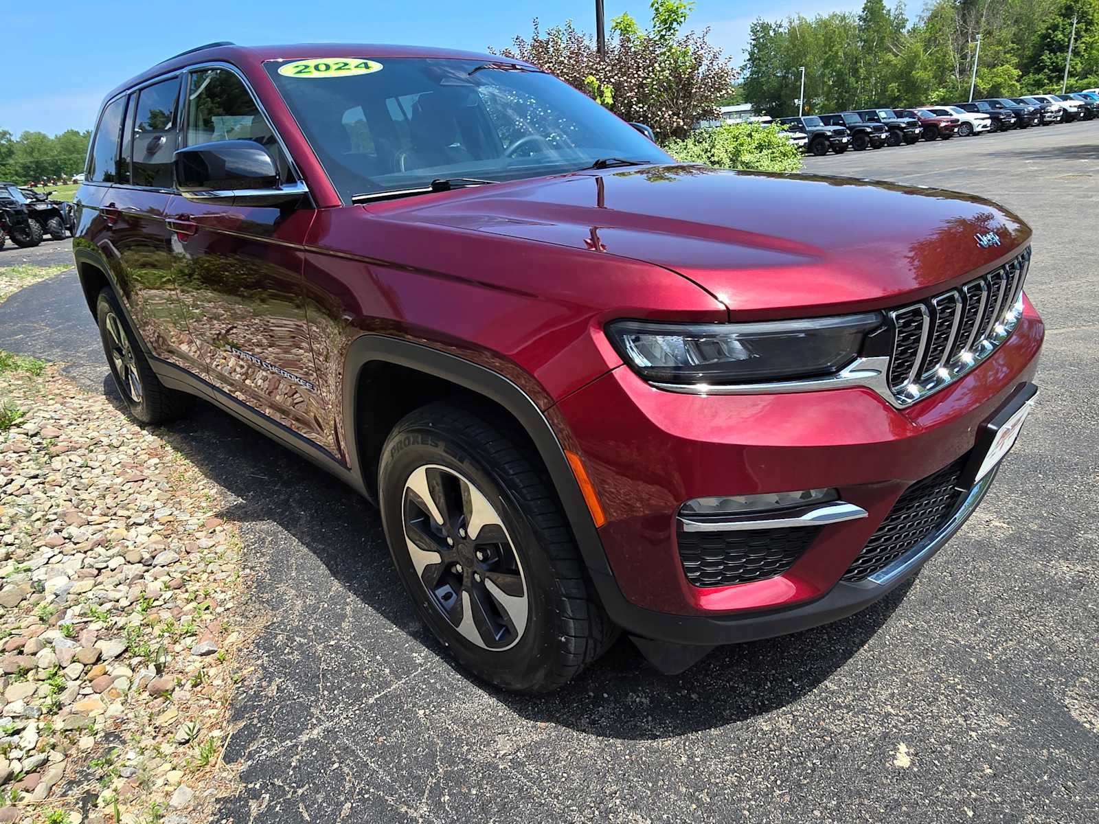 Used 2024 Jeep Grand Cherokee Limited 4xe AWD/4WD image 8