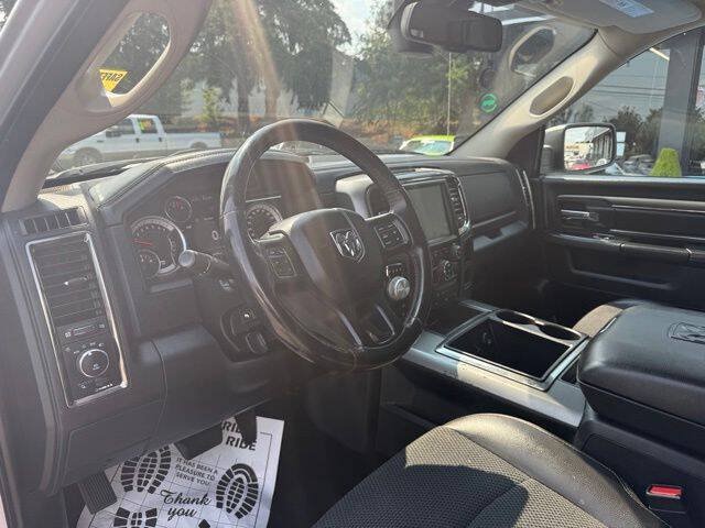 Used 2015 RAM 1500 Sport w/ Convenience Group AWD/4WD image 16