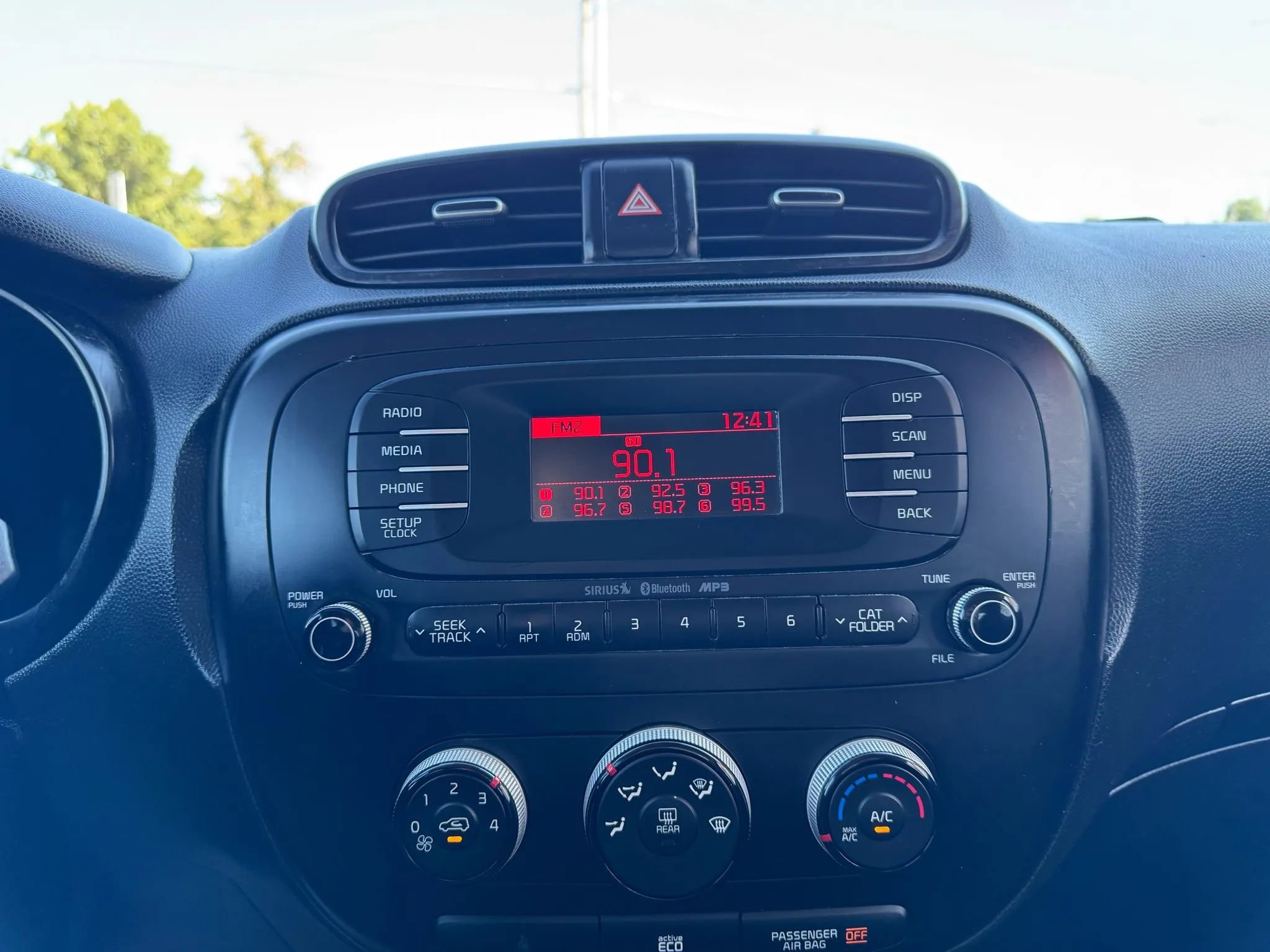 Used 2015 Kia Soul image 17