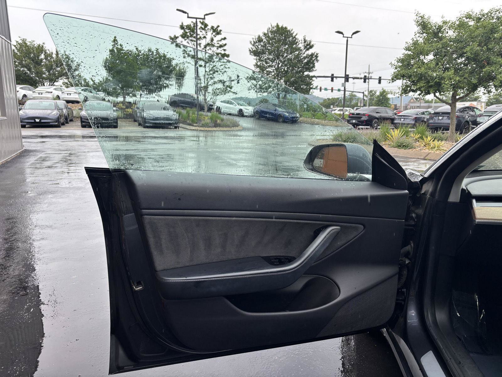 Used 2019 Tesla Model 3 Long Range AWD/4WD image 24