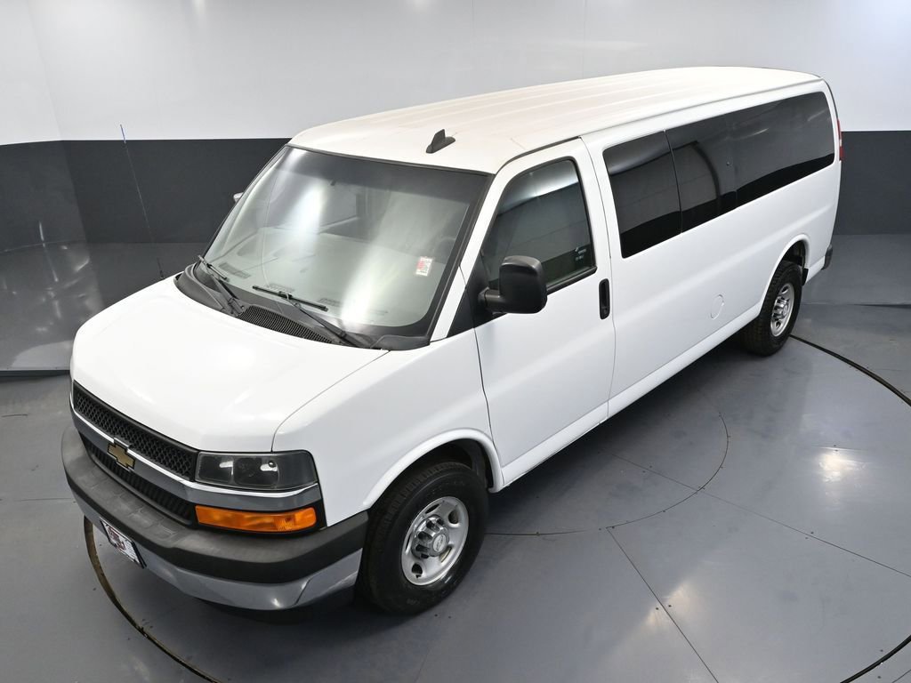Used 2017 Chevrolet Express 3500 LT w/ LT Preferred Equipment Group image 52