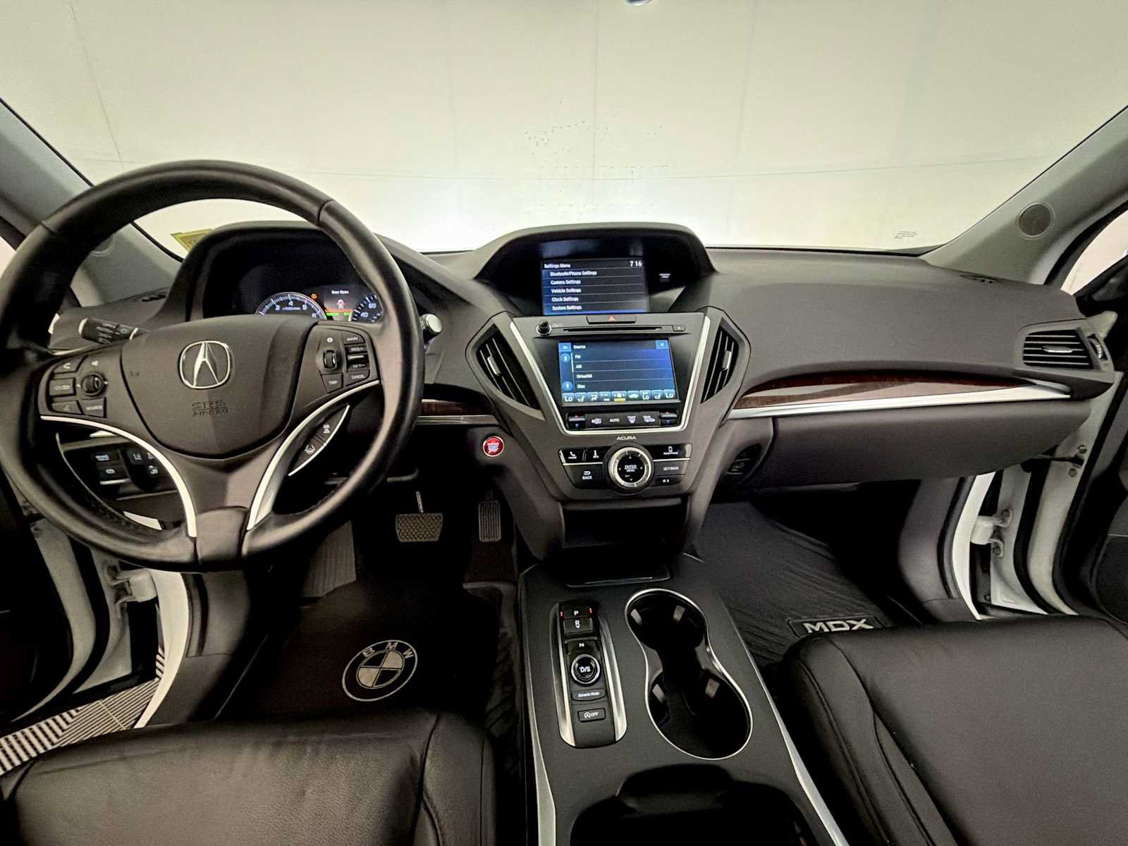 Used 2019 Acura MDX SH-AWD image 16