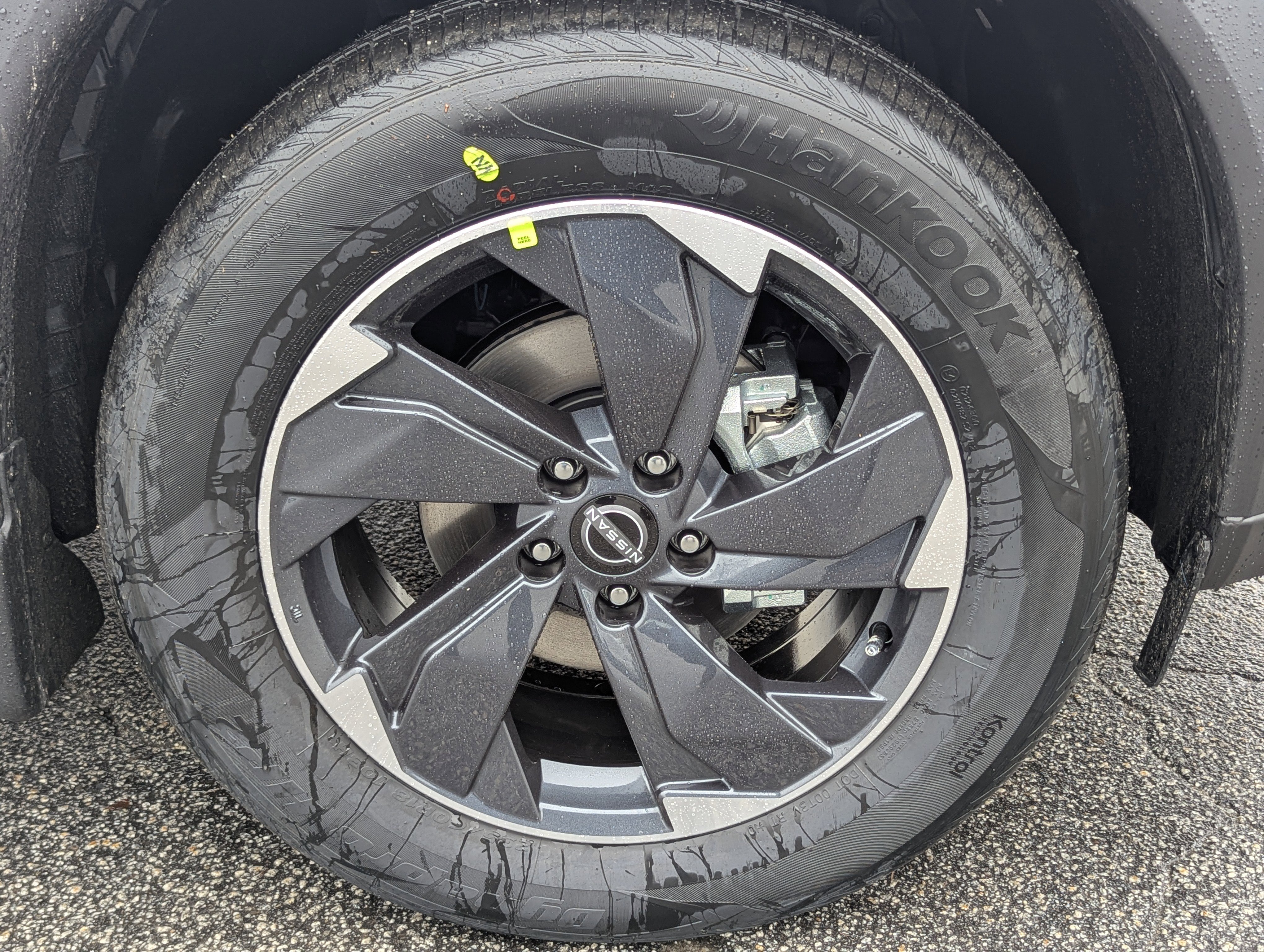 New 2026 Nissan Rogue SV image 9