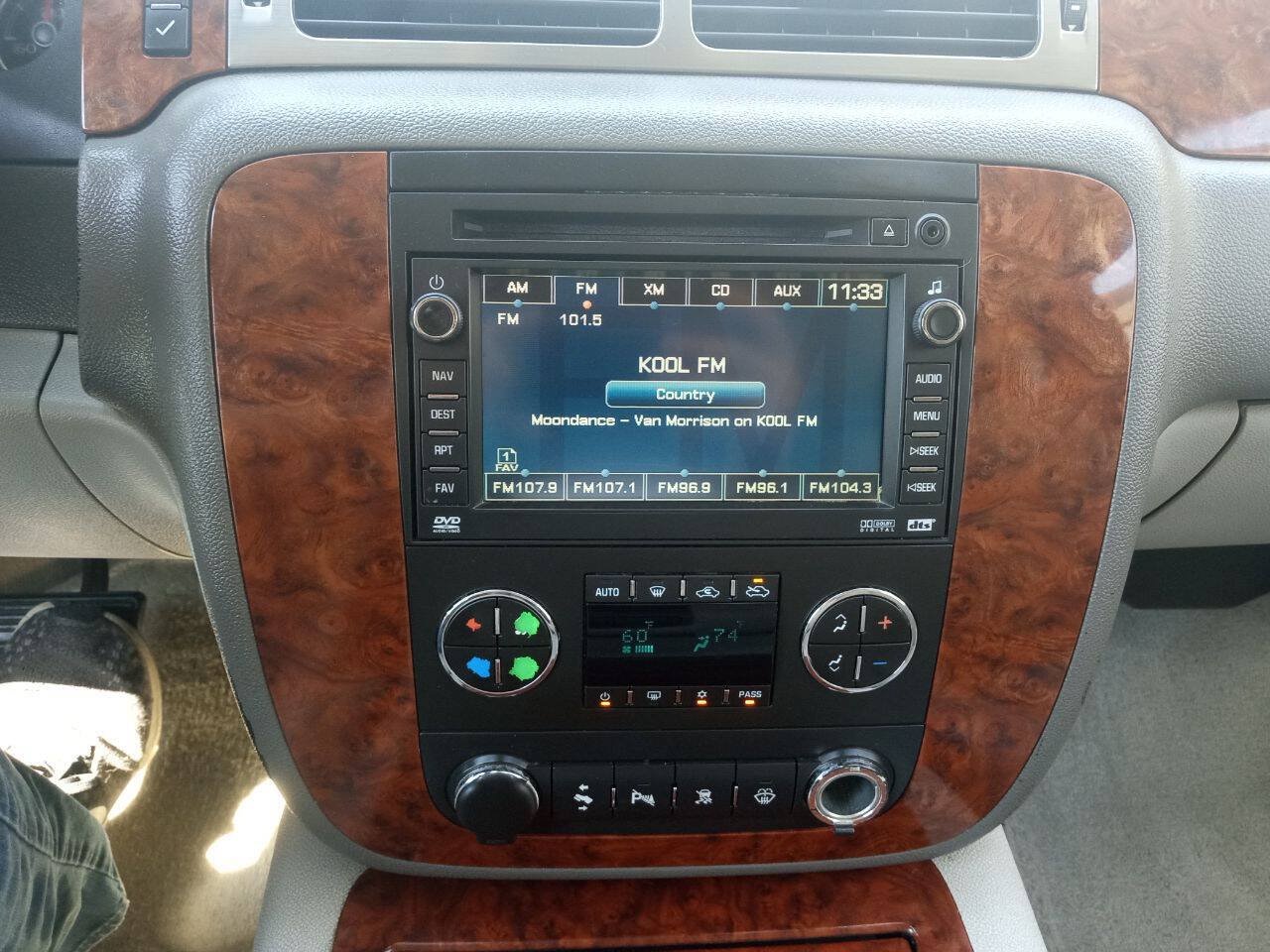 Used 2007 Chevrolet Avalanche LTZ w/ LTZ Preferred Equipment Group AWD/4WD image 13