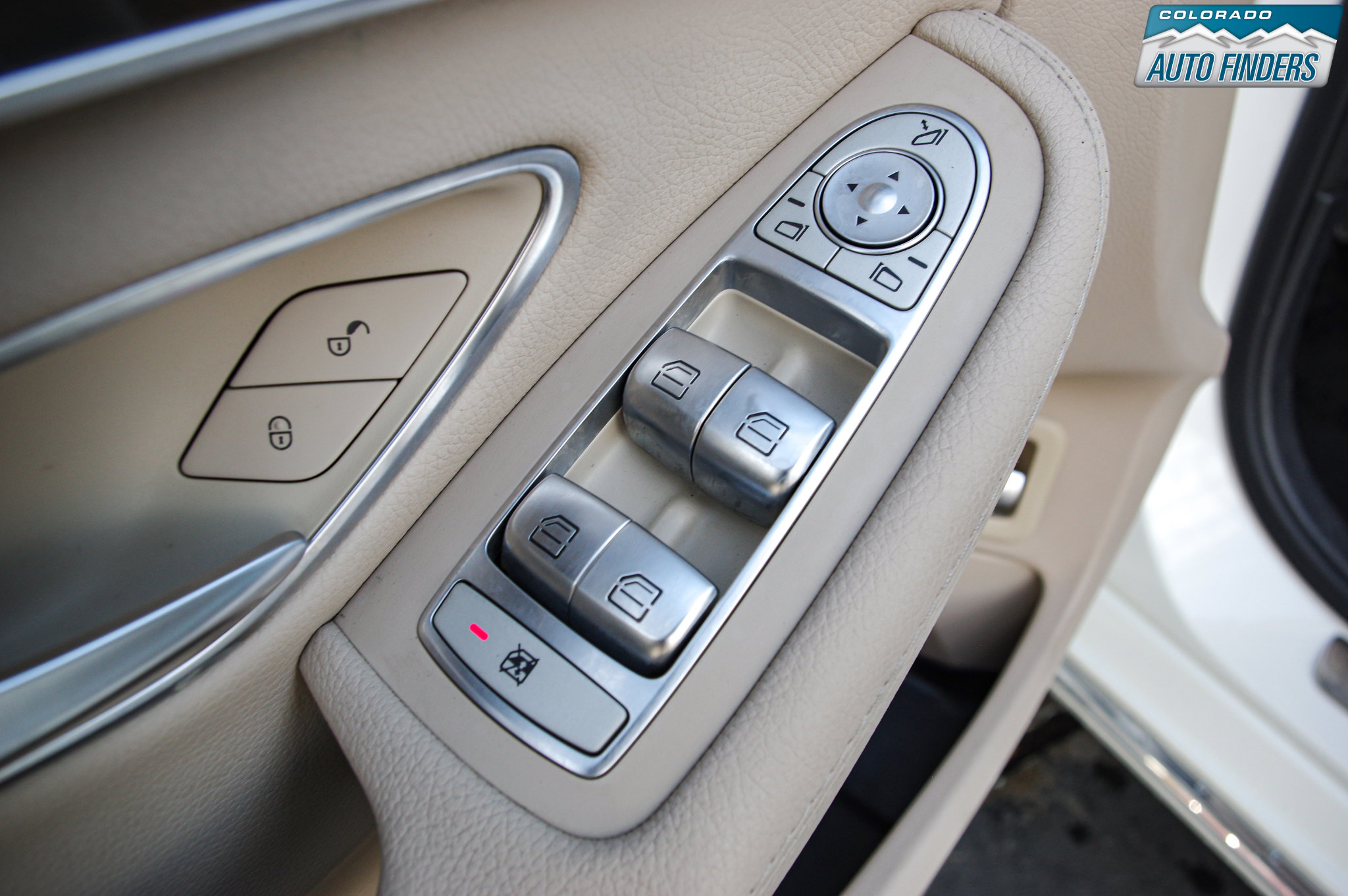 Used 2017 Mercedes-Benz C 300 4MATIC Sedan image 11