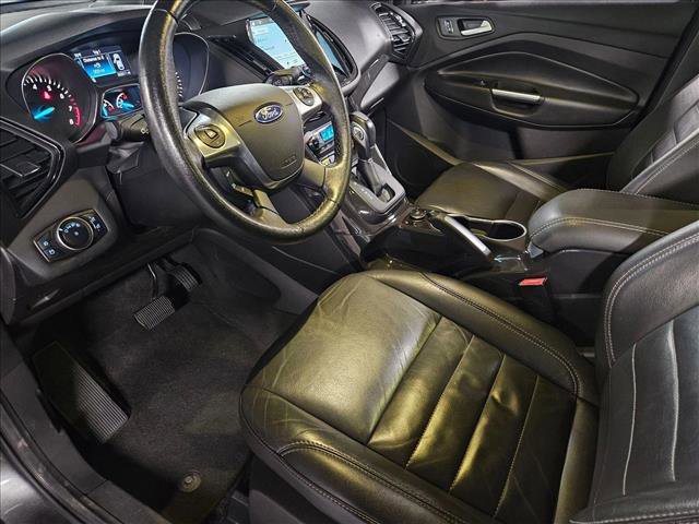 Used 2016 Ford Escape Titanium image 10