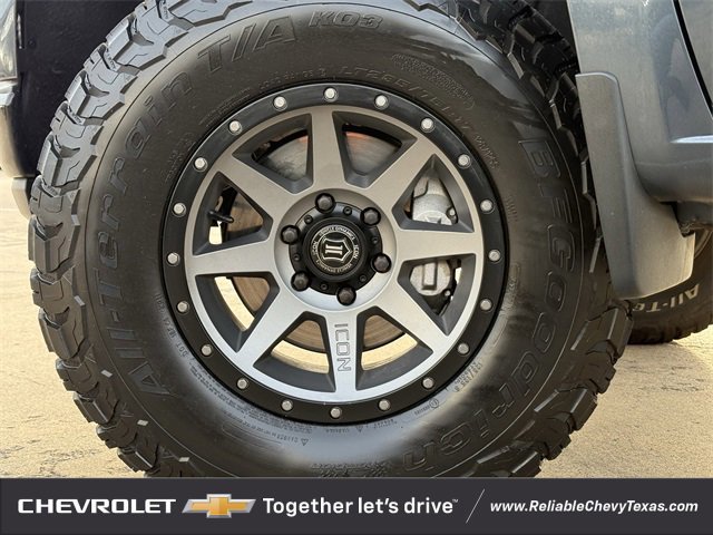 Certified 2022 Chevrolet Silverado 1500 LT Trail Boss w/ Safety Package image 10