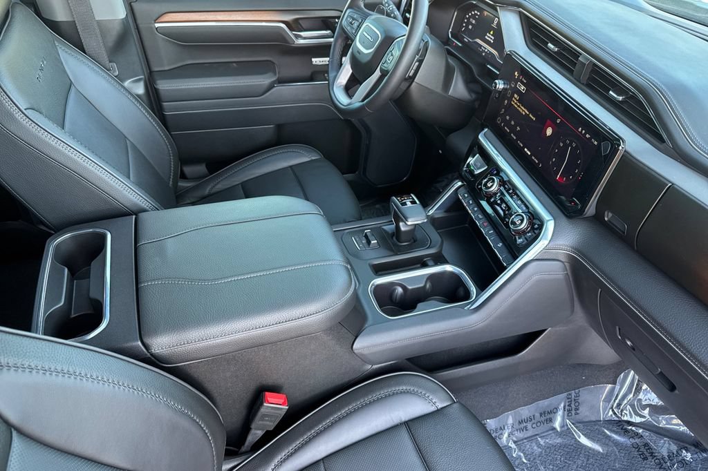 Used 2025 GMC Sierra 1500 Denali AWD/4WD image 17
