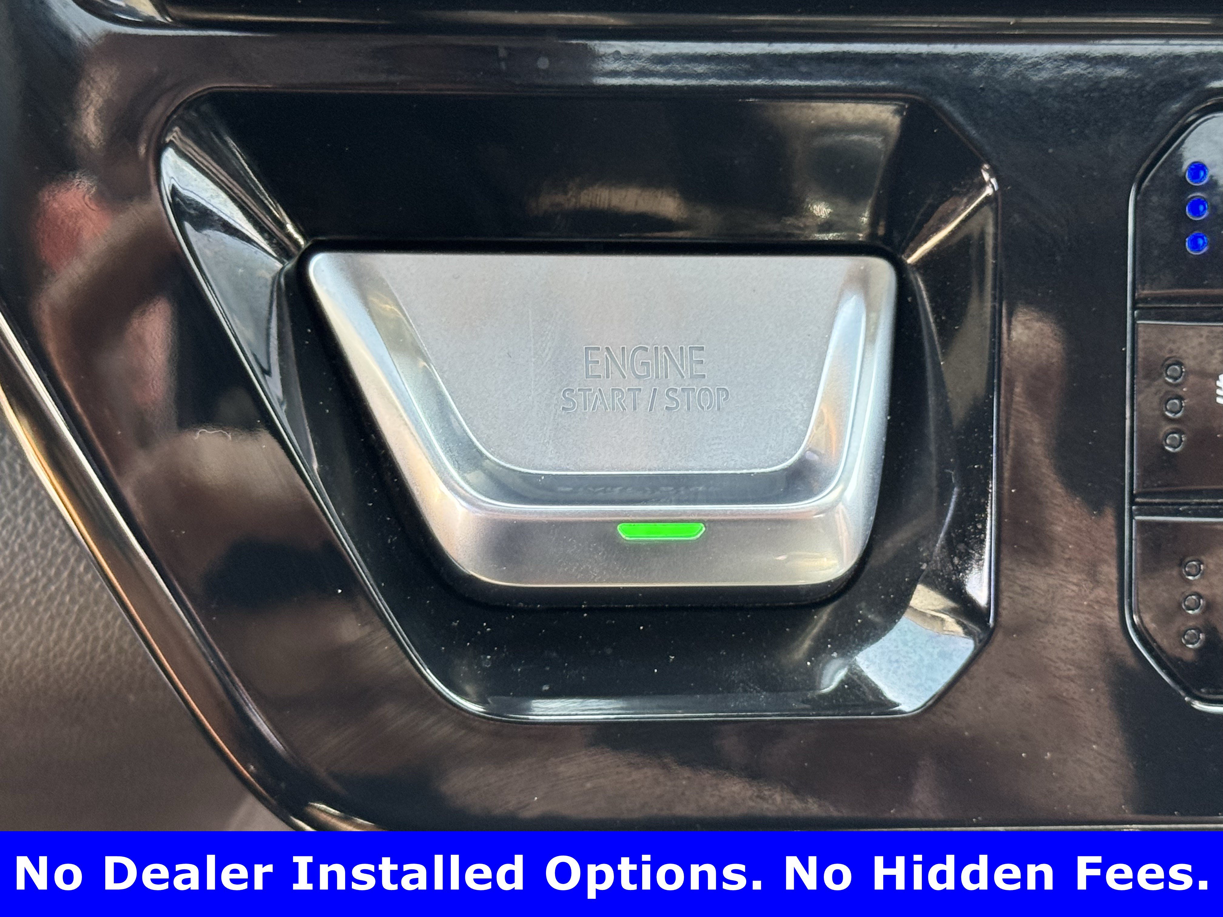 Used 2025 GMC Sierra 1500 Denali AWD/4WD image 21
