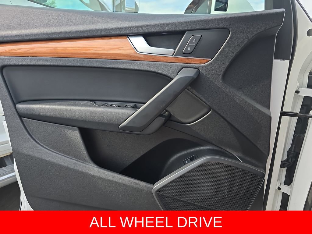 Used 2021 Audi Q5 2.0T Premium image 28