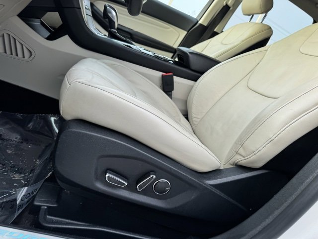 Used 2016 Ford Edge Titanium image 8