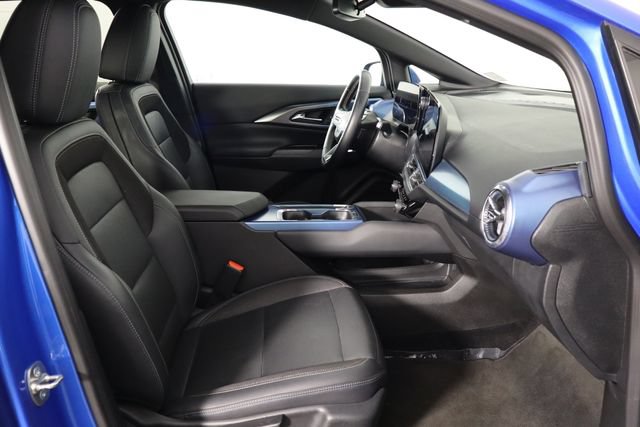 Used 2024 Chevrolet Equinox EV LT FWD image 16