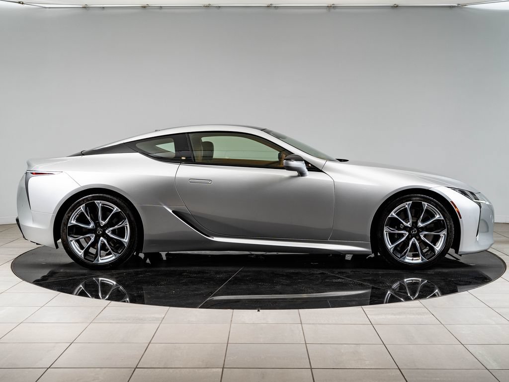 Used 2018 Lexus LC 500 Coupe w/ Touring Package RWD image 11