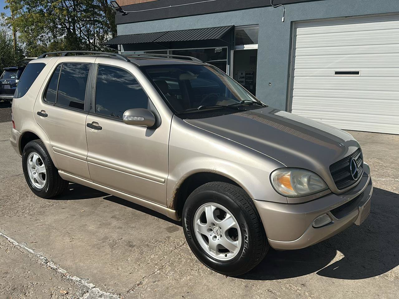 Used 2004 Mercedes-Benz ML 350 4MATIC image 3